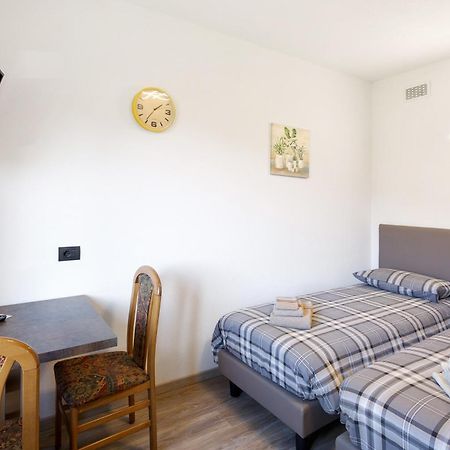 Gino Apartment Livigno Bagian luar foto
